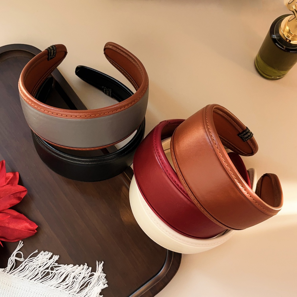 New 2025 Retro PU Leather Hair - đánh giá và giá Leatherwork Pony