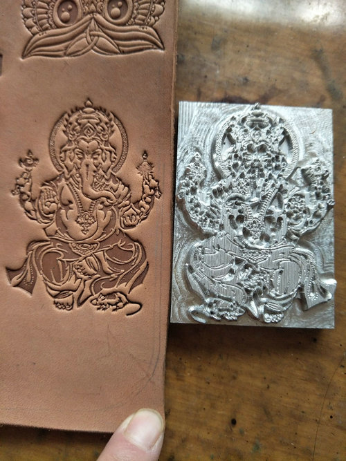 Hand-work unique design leathe - đánh giá và giá Unique Leather Work